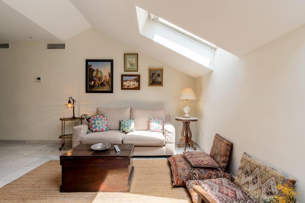 Apartamentos Rg, San Vicente 22 Sevilla Eksteriør bilde