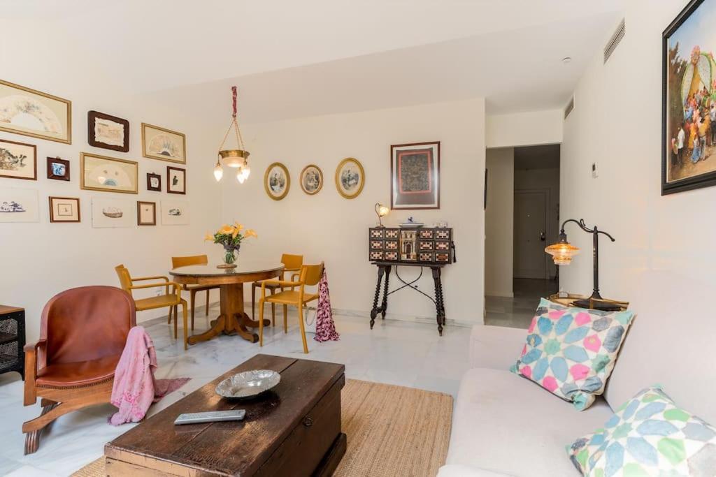 Apartamentos Rg, San Vicente 22 Sevilla Eksteriør bilde